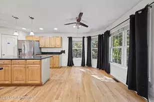 371 Joanne Ct, Bartonsville, PA 18321 - Photo 16