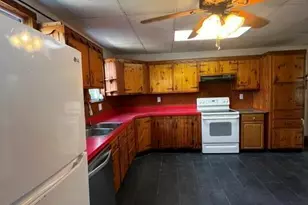 707 N 1st St, Lehighton, PA 18235 - Photo 2