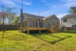 105 Periwinkle Ln, Stroudsburg, PA 18360 - Photo 4