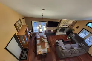 3233 Windermere Dr, Bushkill, PA 18324 - Photo 2