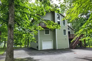 3233 Windermere Dr, Bushkill, PA 18324 - Photo 58