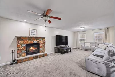  205 Courtney Drive, East Stroudsburg, PA 18302 - Photo 12