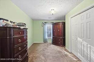 2137 Freedom Way, Pocono Summit, PA 18346 - Photo 36