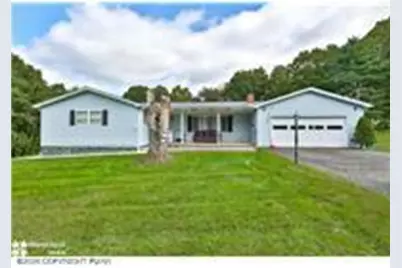  621 Post Hill Road, Henryville, PA 18332 - Photo 1