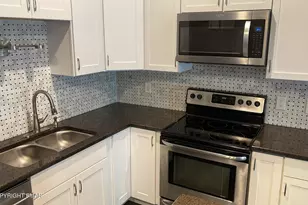 100 Broad St, Stroudsburg, PA 18360 - Photo 4