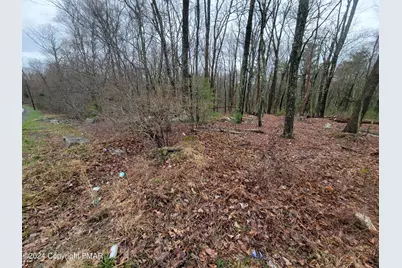  Pa-739, Dingmans Ferry, PA 18328 - Photo 2