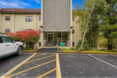  146 Foxfire Drive #Unit 106, Mount Pocono, PA 18344 - Photo 2