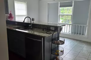 240 Hawthorne Village Ct, East Stroudsburg, PA 18302 - Photo 10