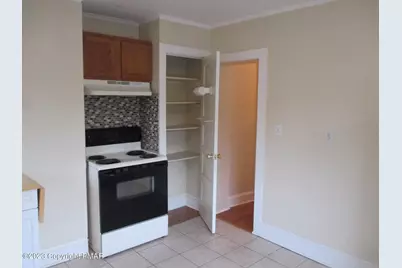 128 Broad Street #1A, Stroudsburg, PA 18360 - Photo 6