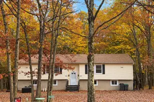 28 Mountain Dr, Mount Pocono, PA 18344 - Photo 1