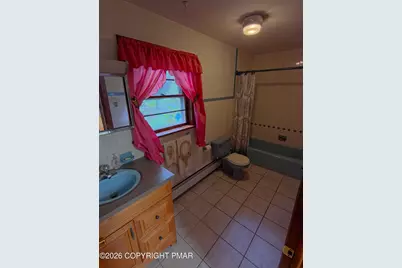  2115 W Main Street, Stroudsburg, PA 18360 - Photo 18