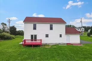 1427 Route 715, Stroudsburg, PA 18360 - Photo 32