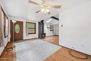 548 Adie Dr, Effort, PA 18330 - Photo 4