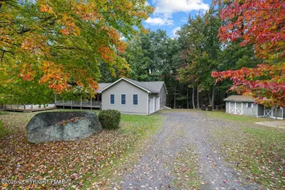  501 Rainbow Way, Stroudsburg, PA 18360 - Photo 2