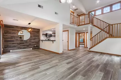  142 Pine Court, Tannersville, PA 18372 - Photo 4