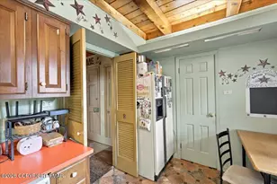 186 Washington St, East Stroudsburg, PA 18301 - Photo 10