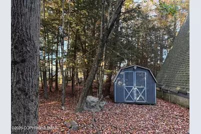  7121 Sunset Lane, Pocono Summit, PA 18346 - Photo 6