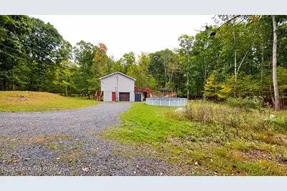  1301 Sierra Trails Drive, East Stroudsburg, PA 18302 - Photo 6