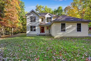 256 Pin Oak Rd, Stroudsburg, PA 18360 - Photo 1