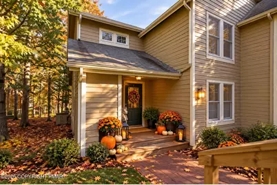  475 Spruce Drive, Tannersville, PA 18372 - Photo 2