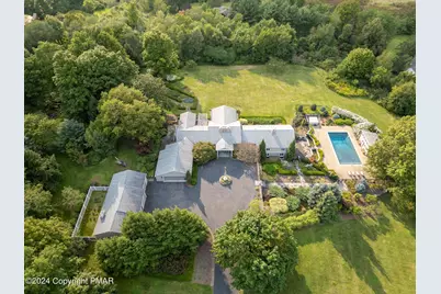  495 N Abington Road, Waverly Township, PA 18411 - Photo 1