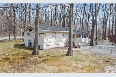 103 Aster Place, Tobyhanna, PA 18466 - Photo 1