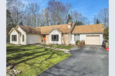  205 Flatbrook Way, Milford, PA 18337 - Photo 1