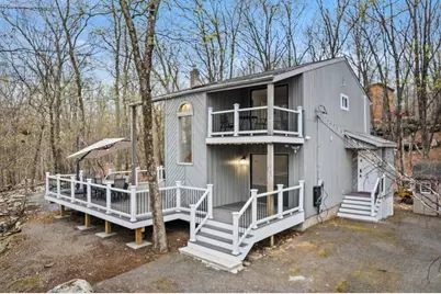  2094 Scarborough Way, Middle Smithfield, PA 18324 - Photo 1