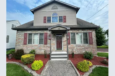  46 E Oak Street, Tresckow, PA 18254 - Photo 1