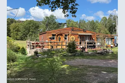  233 N Smith Road, Waymart, PA 18472 - Photo 1