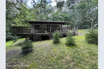  207 N Eastbrook Road, Effort, PA 18330 - Photo 1