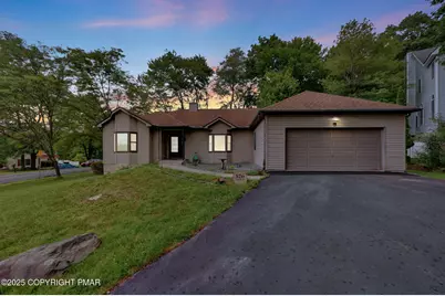  326 Edgemont Road, Stroudsburg, PA 18360 - Photo 1