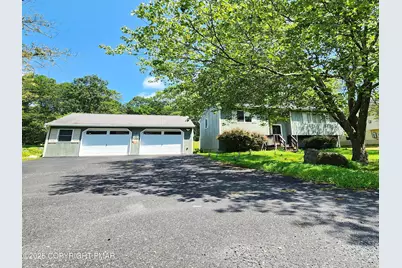  1152 Steele Circle, Bushkill, PA 18324 - Photo 1