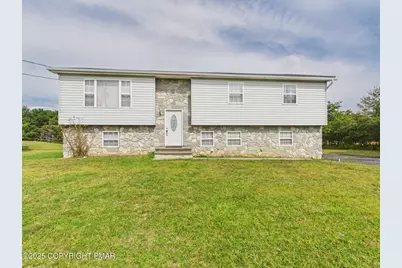  1732 Sun Valley Drive, Blakeslee, PA 18610 - Photo 1