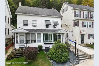  229 W High Street, Nesquehoning, PA 18240 - Photo 1
