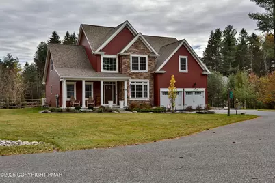  105 Cambridge Court, Blakeslee, PA 18610 - Photo 1