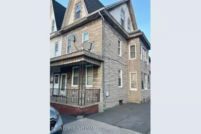  101 N Jardin Street, Shenandoah, PA 17976 - Photo 2