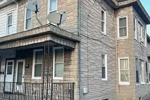 101 N Jardin St, Shenandoah, PA 17976 - Photo 2