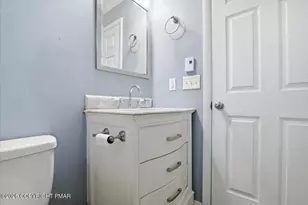 121 St Moritz Ct, Henryville, PA 18332 - Photo 22