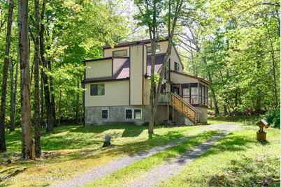  218 Blue Jay Court, Bushkill, PA 18324 - Photo 1