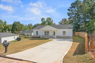 4004 Rambling Way, Hephzibah, GA 30815 - Photo 2
