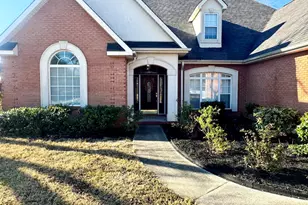 122 Wavertree Dr, Warner Robins, GA 31088 - Photo 2