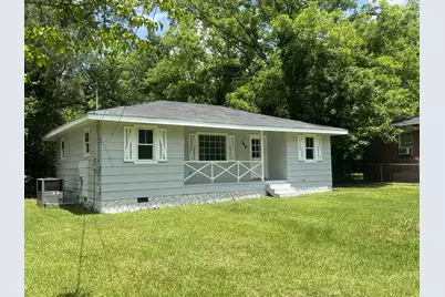 349 Palmer, Millen, GA 30442 - Photo 1