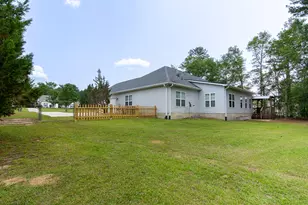 219 Devonshire Dr, Thomson, GA 30824 - Photo 34