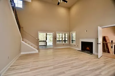 1021 S Pointe Ct, Tignall, GA 30668 - Photo 8