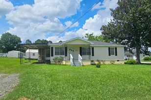 1055 Scruggs Cir, Bartow, GA 30413 - Photo 2