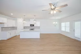 1077 Berkley Ct, Thomson, GA 30824 - Photo 10