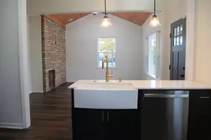 1421 Hunter St, Augusta, GA 30901 - Photo 2