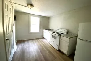 1121 NW Hampton Ave, Aiken, SC 29801 - Photo 4