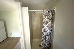 1121 NW Hampton Ave, Aiken, SC 29801 - Photo 2